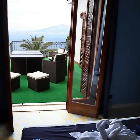Marylise * Sorrento